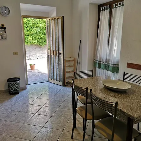 Apartment Lucry *